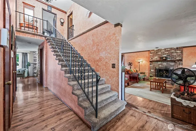 $849,000 | 8204 42nd Street West, University Place, WA 98466