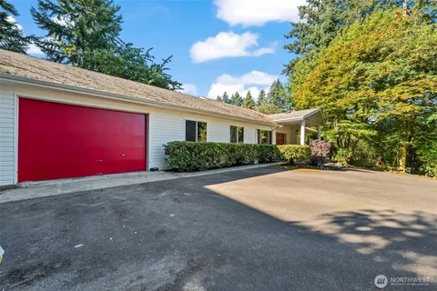 $725,000 | 8204 42nd Street West, University Place, WA 98466