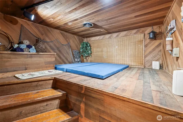 $849,000 | 8204 42nd Street West, University Place, WA 98466