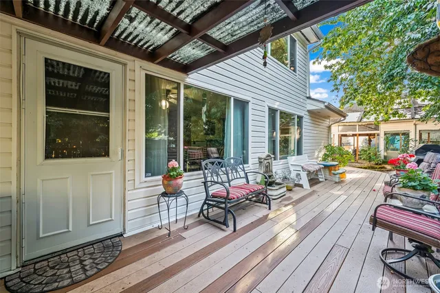 $849,000 | 8204 42nd Street West, University Place, WA 98466