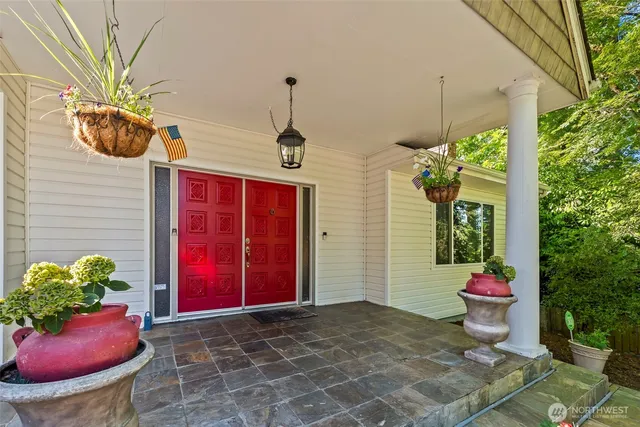 $849,000 | 8204 42nd Street West, University Place, WA 98466