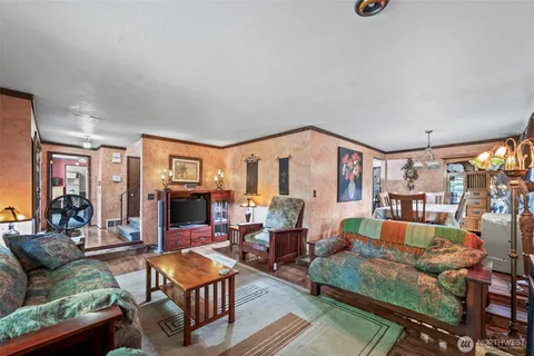 $725,000 | 8204 42nd Street West, University Place, WA 98466