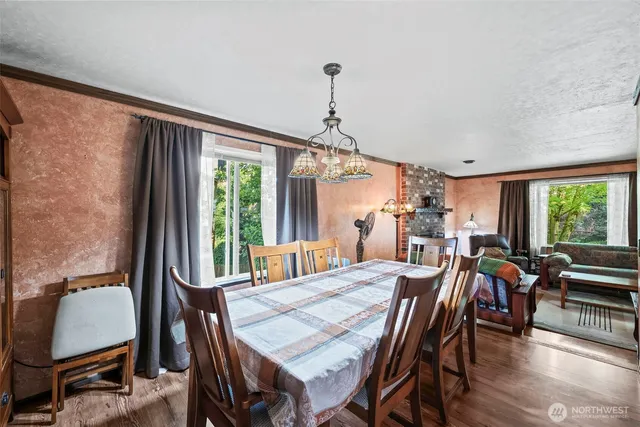 $849,000 | 8204 42nd Street West, University Place, WA 98466