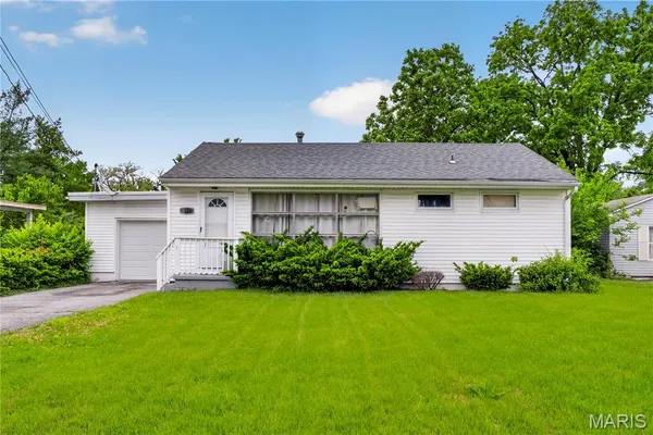 $116,999 | 109 Cascade Drive, Belleville, IL 62223