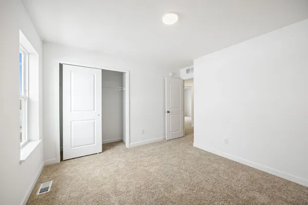 $484,800 | 7525 Lotus Lane, Lino Lakes, MN 55038