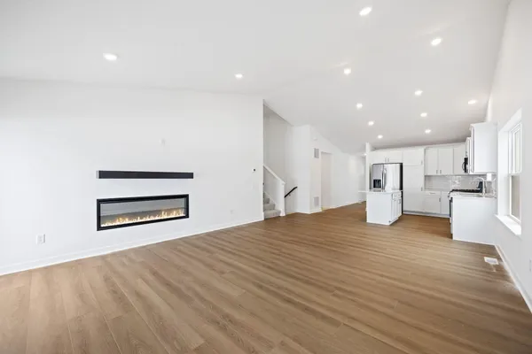 $484,800 | 7525 Lotus Lane, Lino Lakes, MN 55038