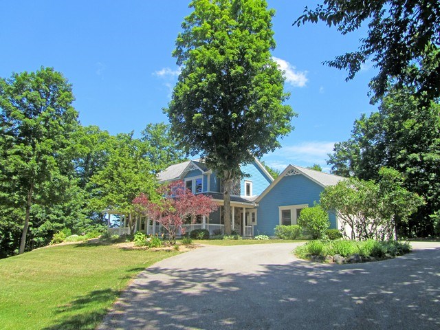 13631 South Lautner Road Traverse City, MI 49684 - Photo 3 of 56 1803938-2.JPG