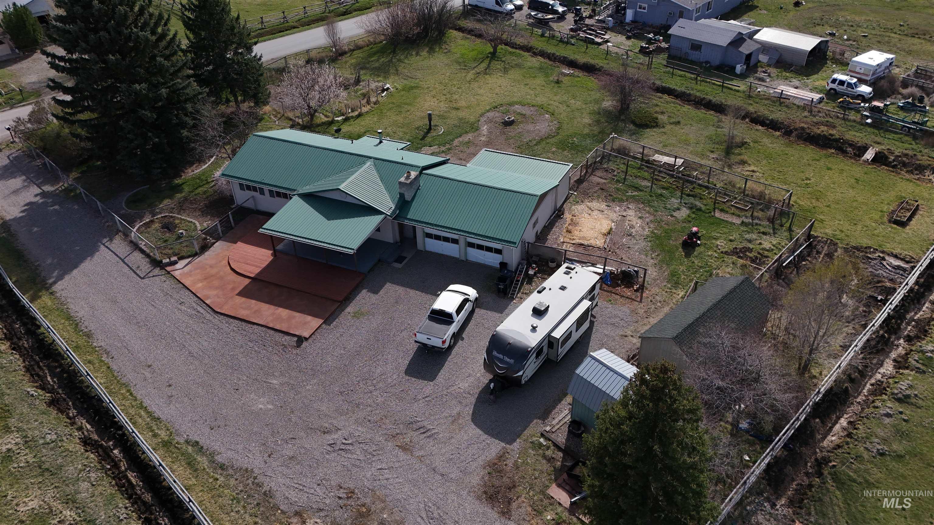 7 Apache Way Salmon, ID 83467 - Photo 2 of 36