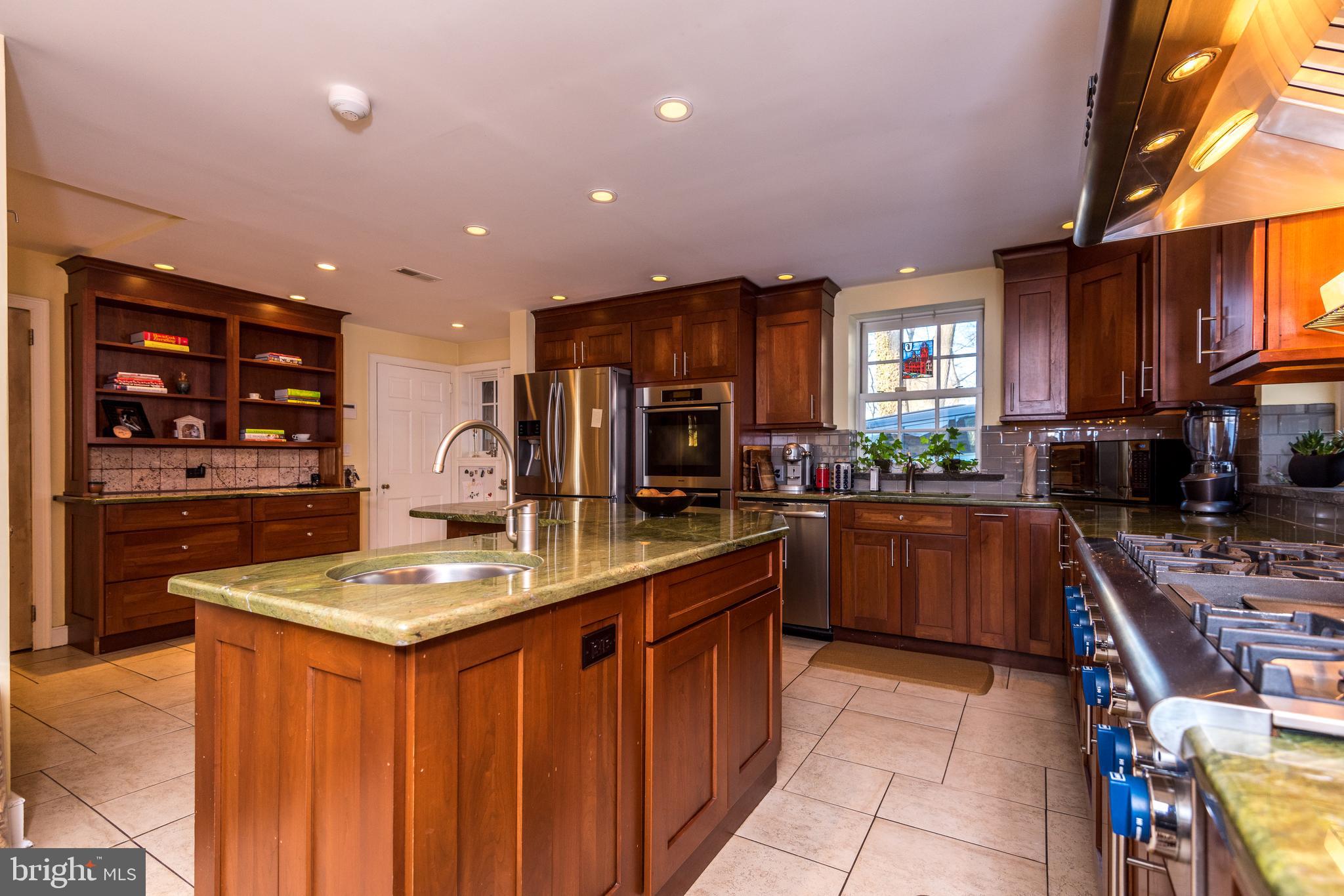 501 Edann Road Glenside, PA 19038 - Photo 11 of 60 Gourmet Kitchen- Island