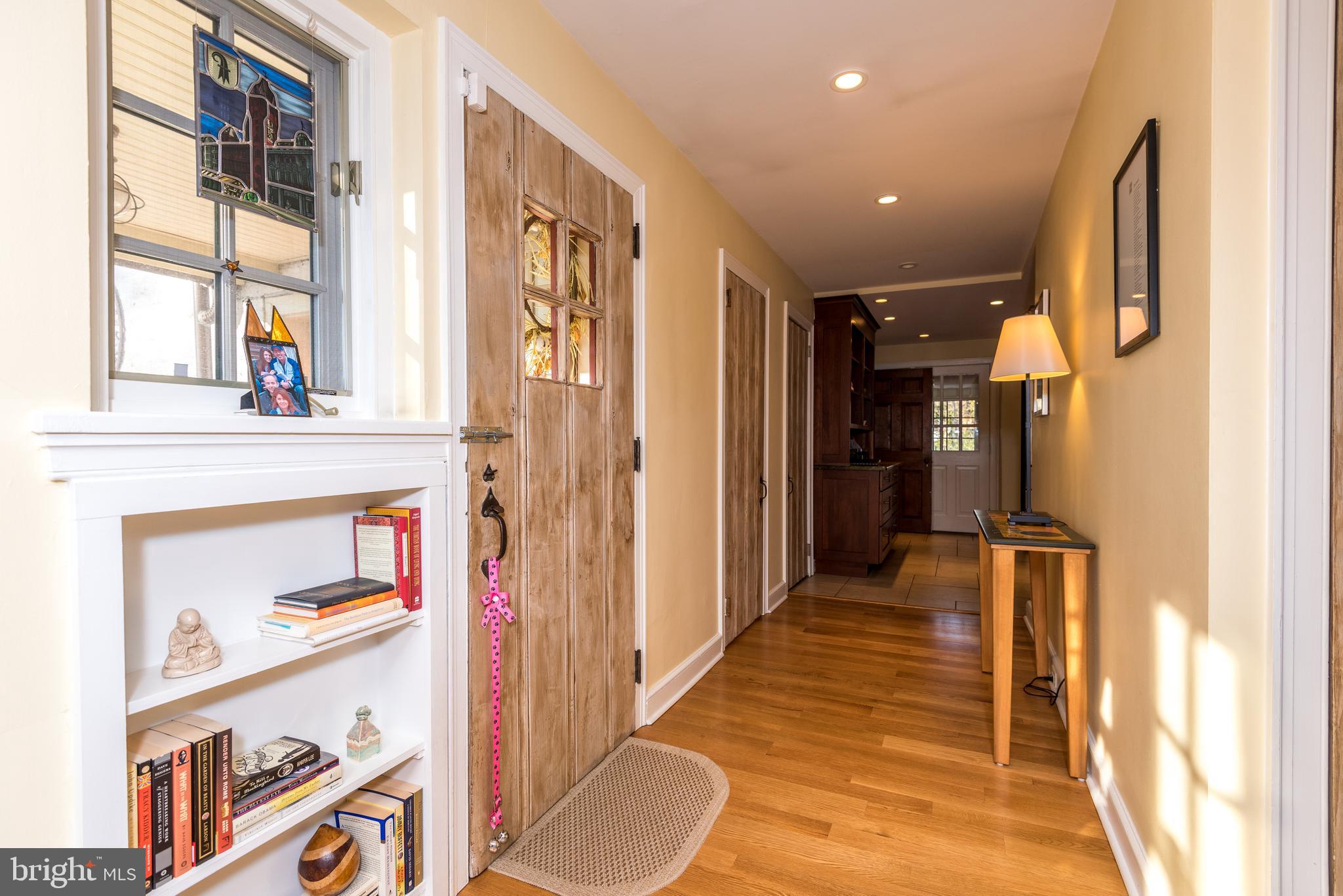 501 Edann Road Glenside, PA 19038 - Photo 27 of 60 Hallway