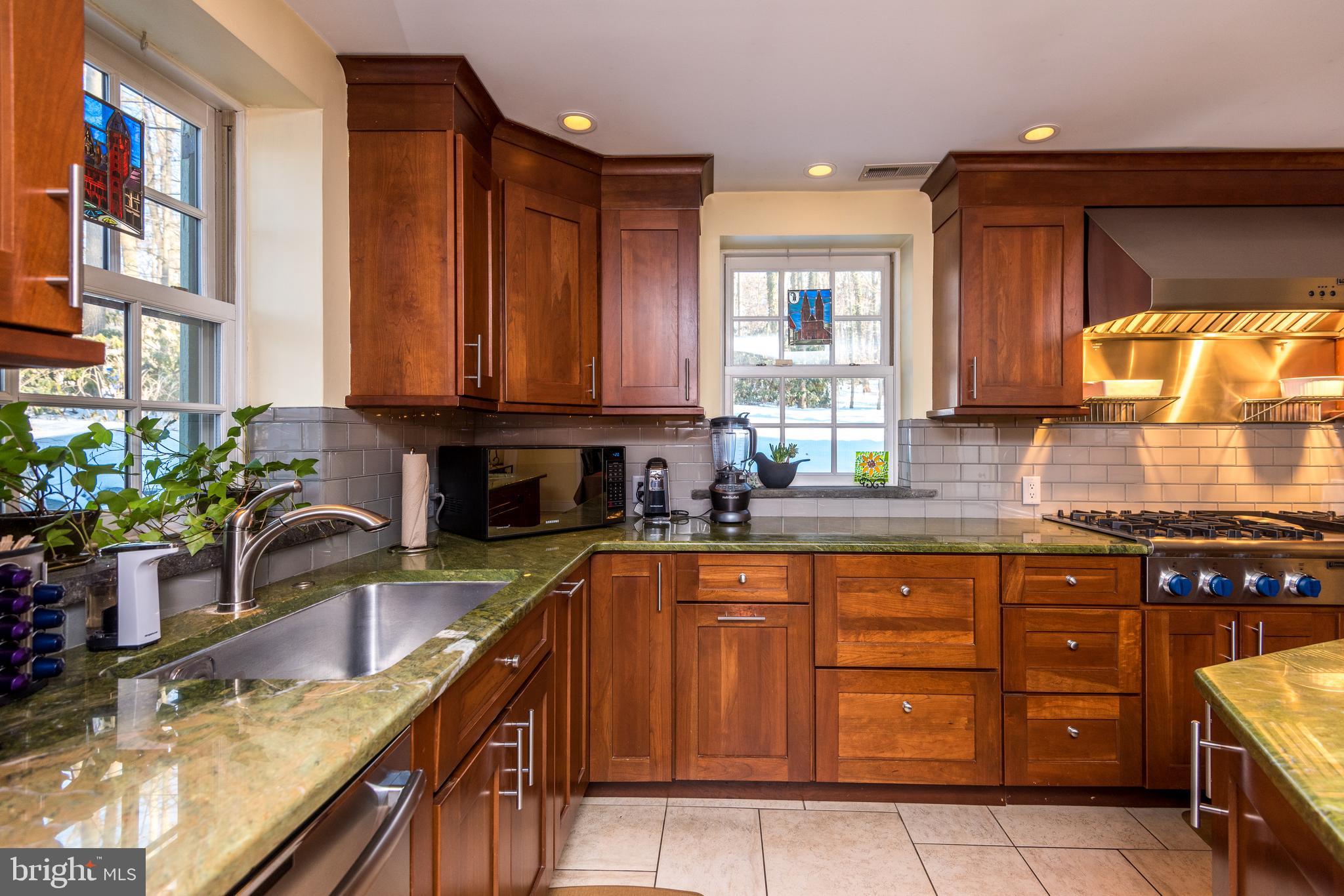 501 Edann Road Glenside, PA 19038 - Photo 4 of 60 Gourmet Kitchen