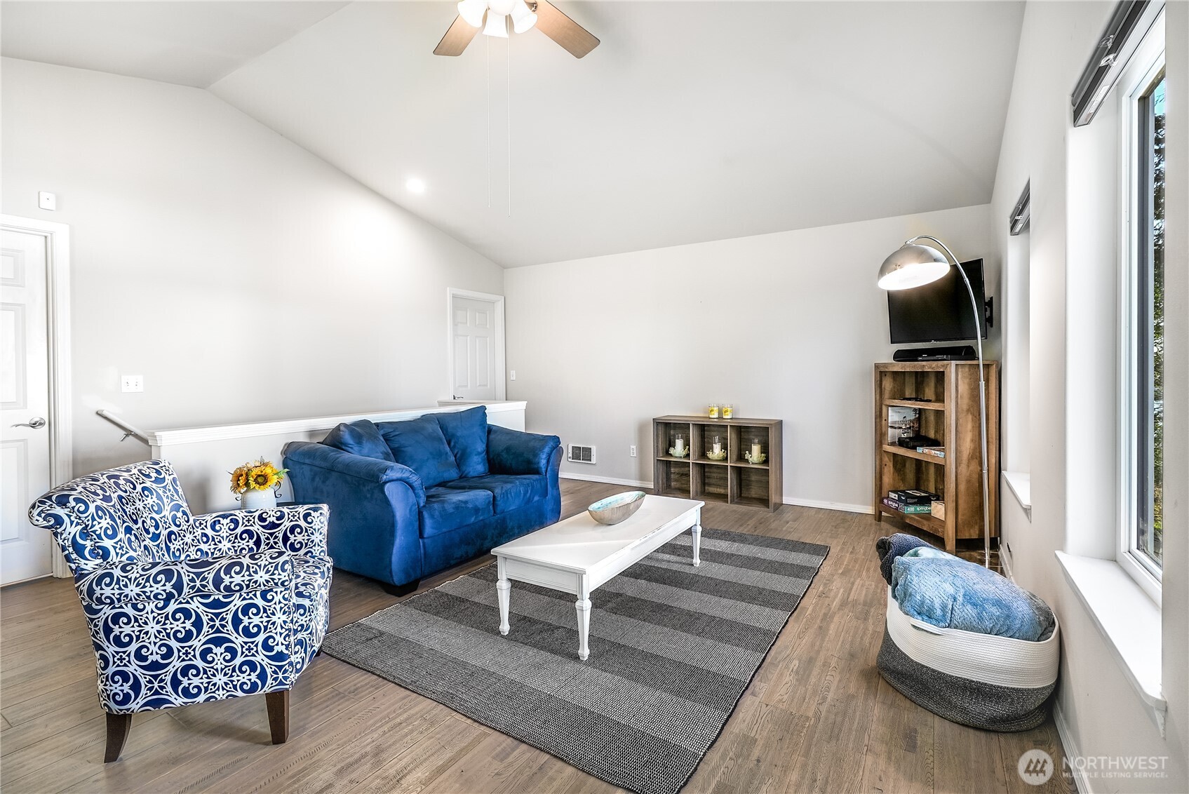 18184 Capet Zalsiluce Road La Conner, WA 98257 - Photo 14 of 25