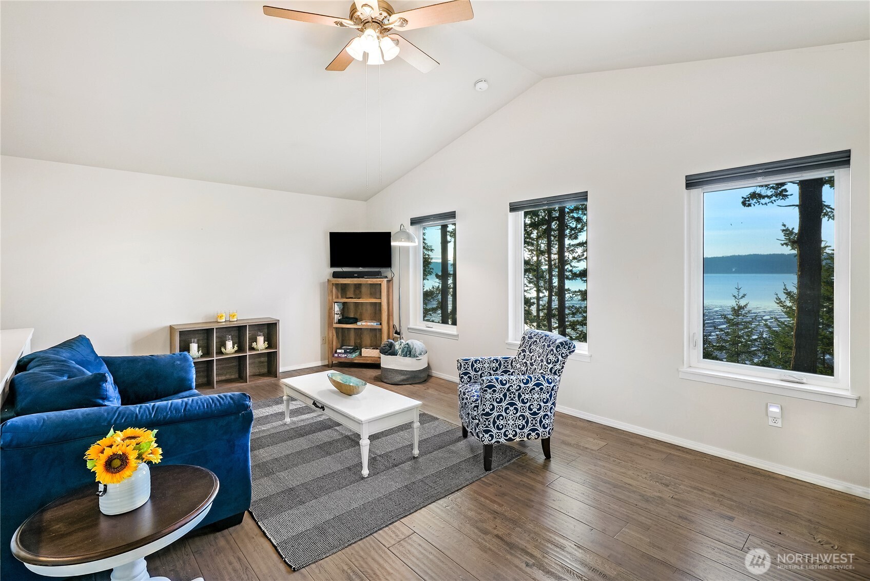 18184 Capet Zalsiluce Road La Conner, WA 98257 - Photo 16 of 25