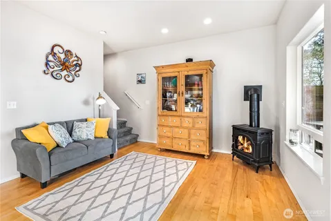 $639,000 | 18184 Capet Zalsiluce Road, La Conner, WA 98257