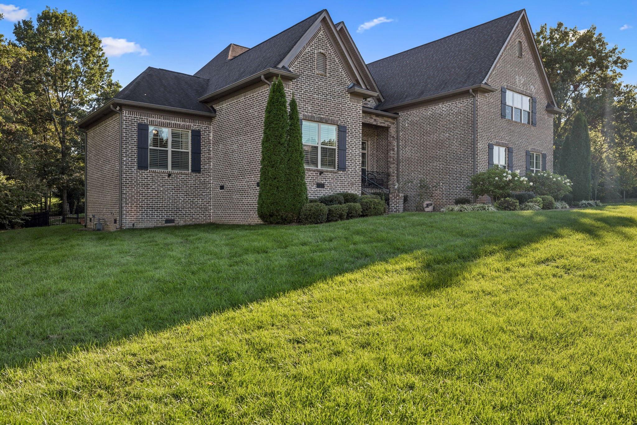 240 Laycrest Drive Mount Juliet, TN 37122 - Photo 8 of 100 a front view of a house with a yard