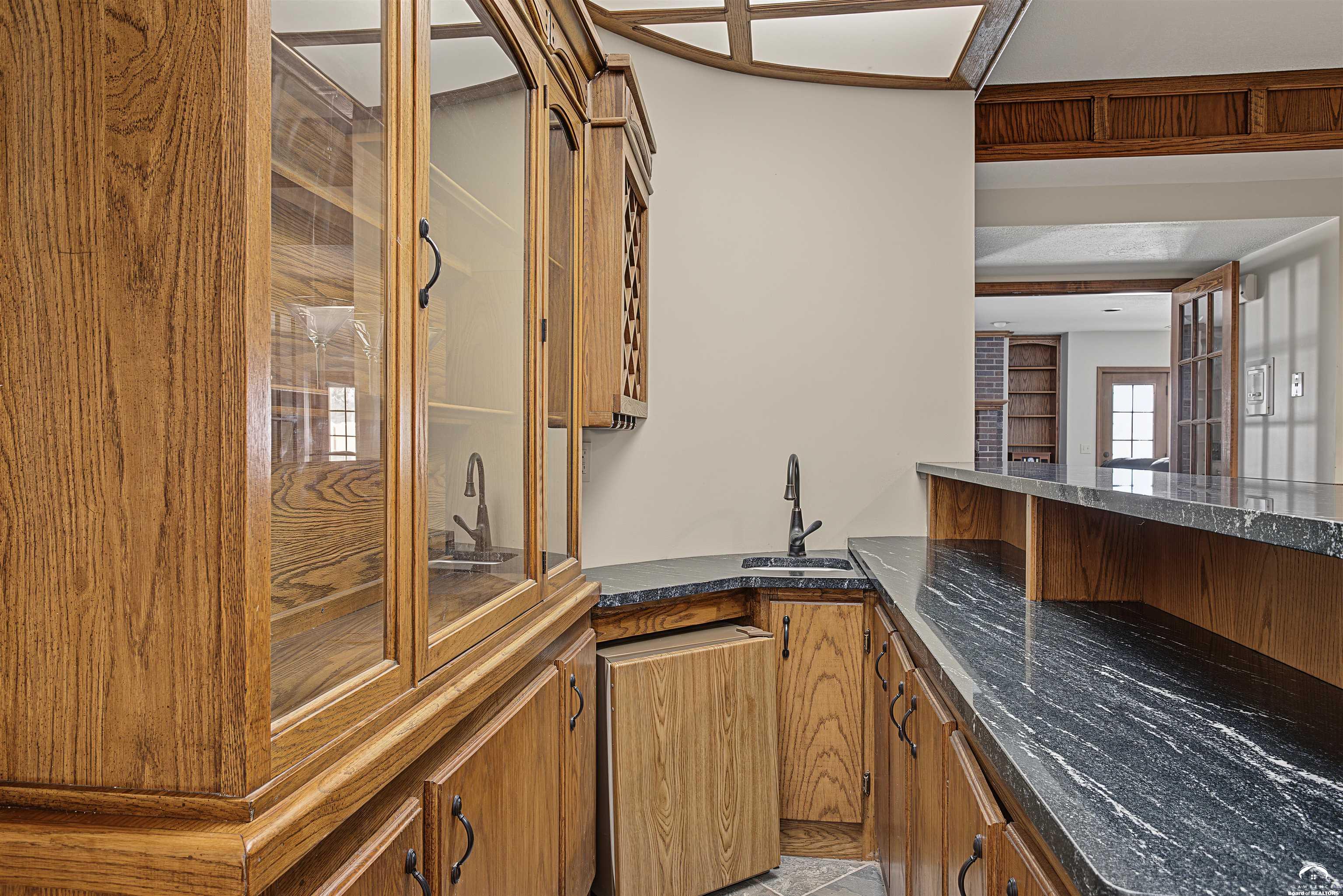 1071 East 1400th Road Lawrence, KS 66046 - Photo 38 of 64 Gallery Image 38