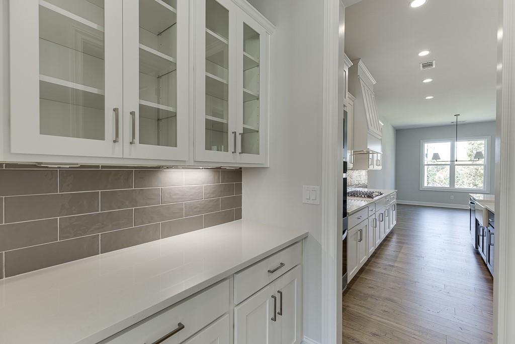 446 Thunder Road Buford, GA 30518 - Photo 8 of 79