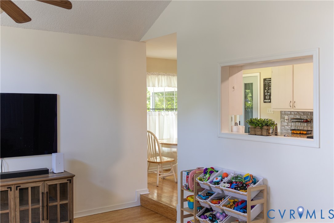 4924 Wilconna Road Chesterfield, VA 23832 - Photo 5 of 22 Kitchen pass-through window with white trim, offer