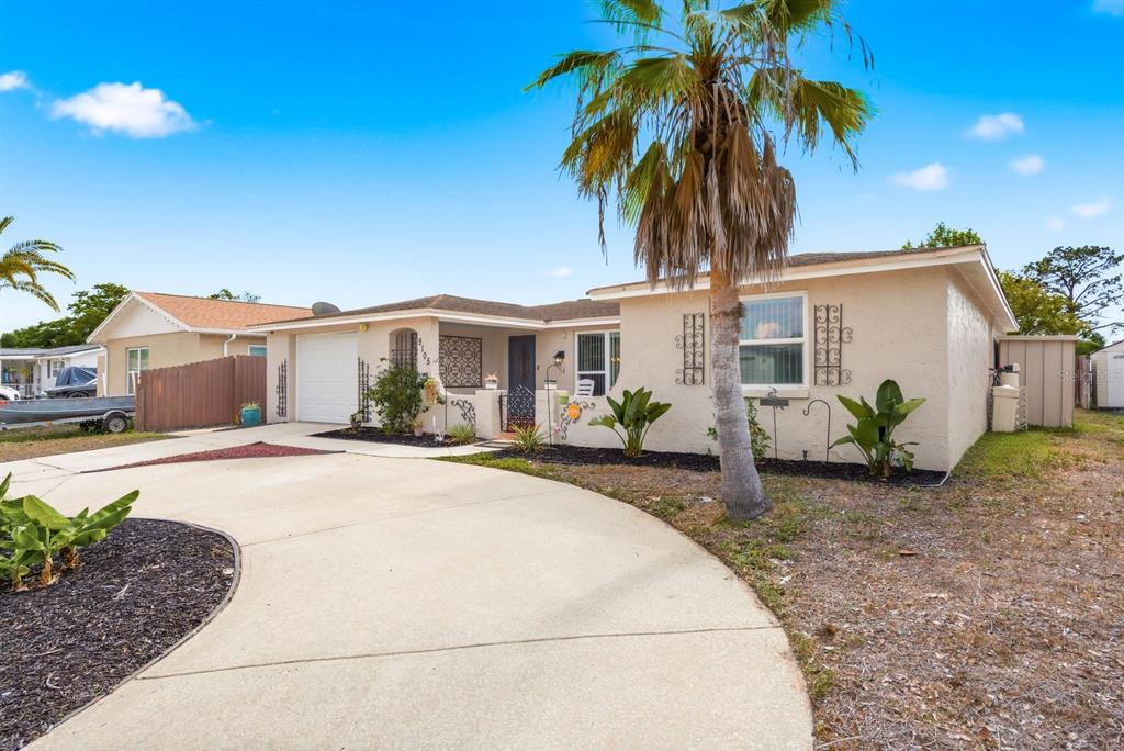 9105 Chantilly Lane Port Richey, FL 34668 - Photo 3 of 38 Gallery Image 3