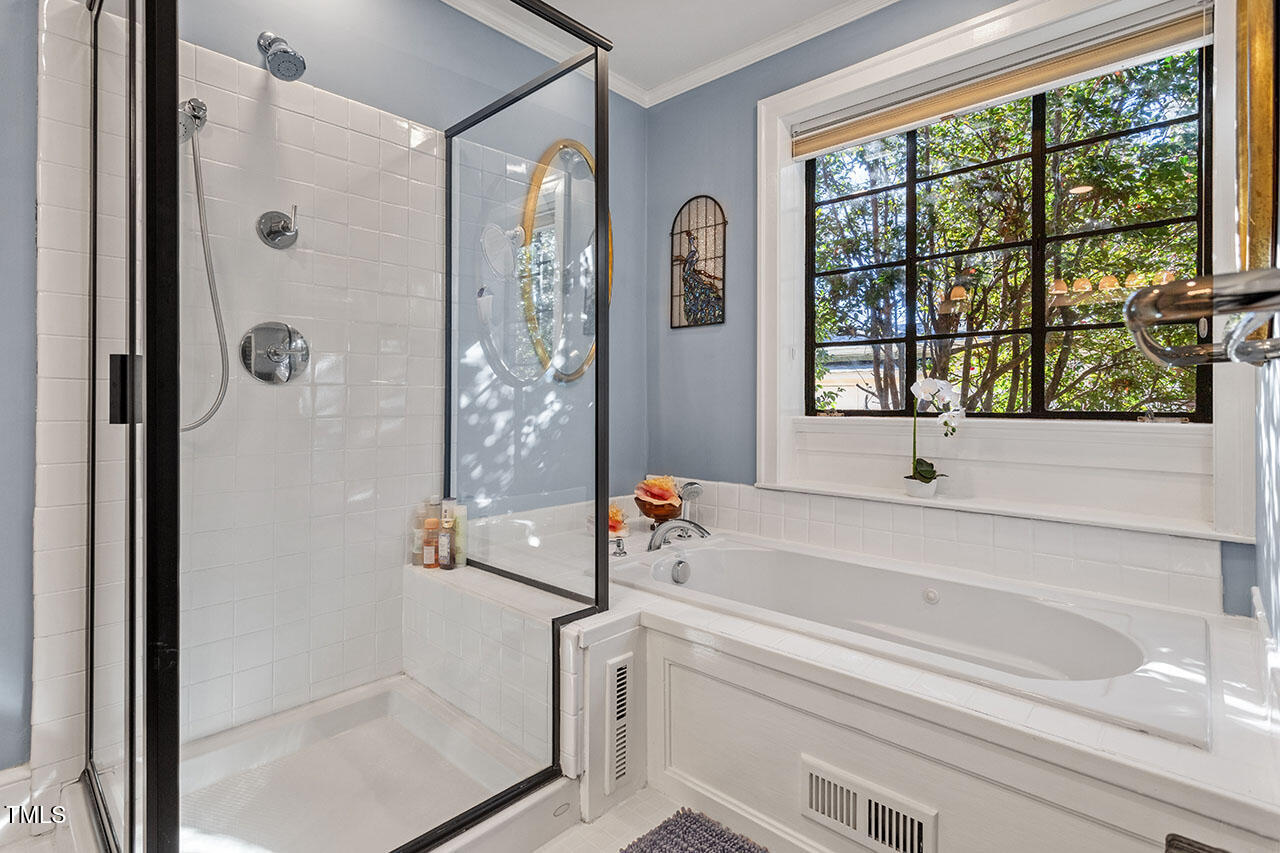 210 Woodburn Road Raleigh, NC 27605 - Photo 23 of 54 210 Woodburn Road_39
