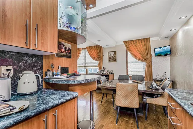 $599,000 | 735 Avenue West, Unit 3F | Sheepshead Bay