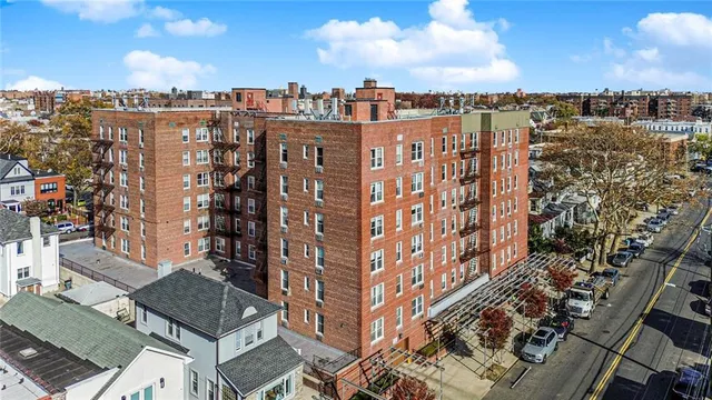 $599,000 | 735 Avenue West, Unit 3F | Sheepshead Bay