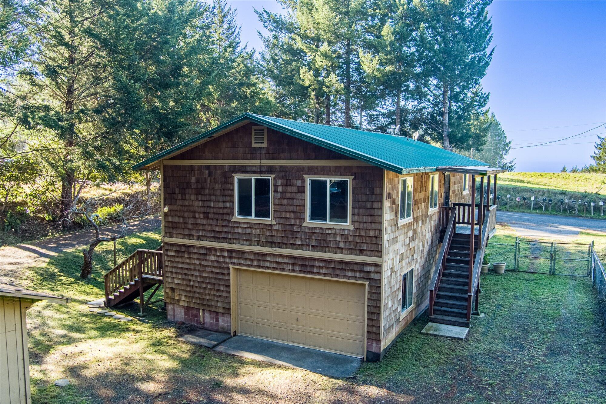 111 Beach Road Shelter Cove, CA 95589 - Photo 6 of 39