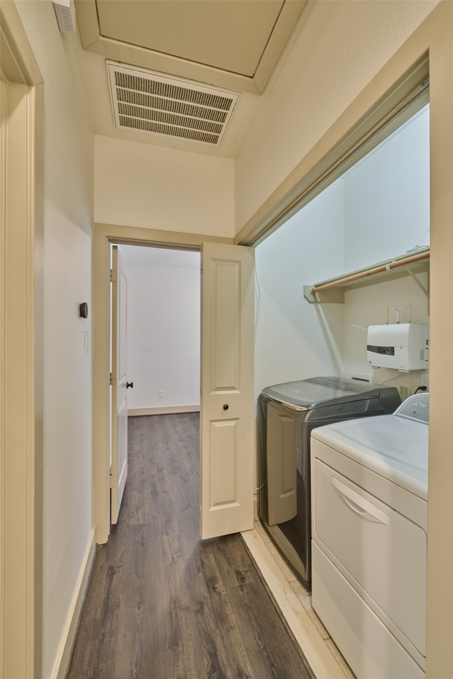 2422 Navigation Boulevard, Unit E Houston, TX 77003 - Photo 28 of 29 a view of a storage & utility room with washer and dryer