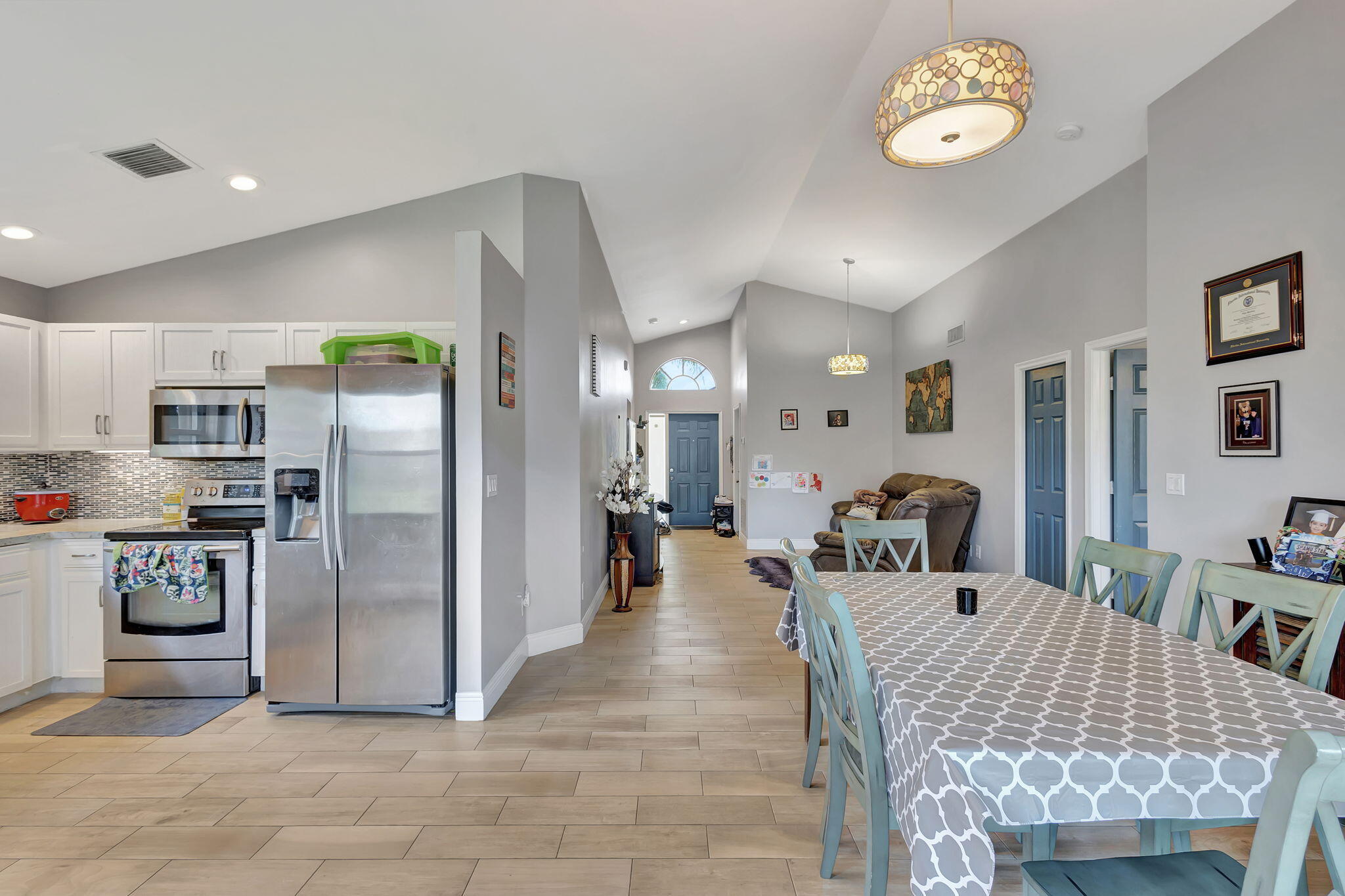 1784 Barnstable Road Wellington, FL 33414 - Photo 11 of 33 25-web-or-mls-2 (146)