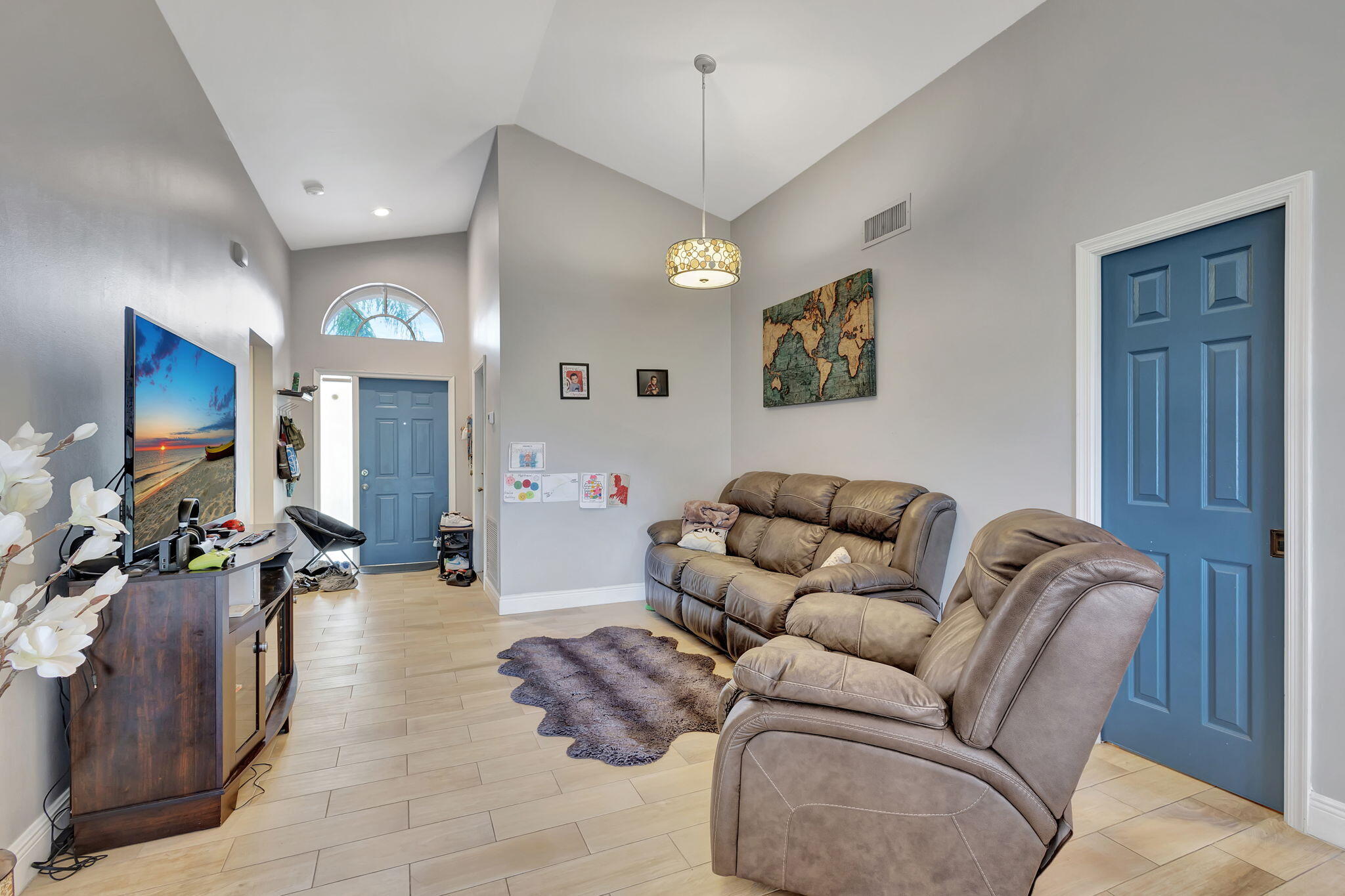 1784 Barnstable Road Wellington, FL 33414 - Photo 4 of 33 22-web-or-mls-2 (131)