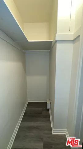 $2,400 | 4950 Beverly Boulevard, Unit 4950 1/2, Los Angeles, CA 90004