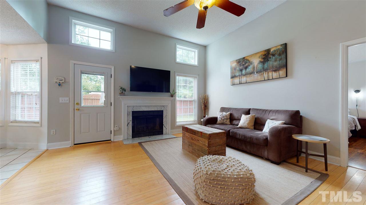 4009 Mantua Way Raleigh, NC 27604 - Photo 4 of 30