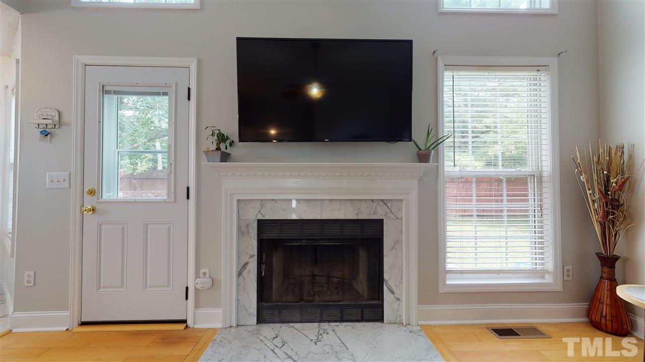4009 Mantua Way Raleigh, NC 27604 - Photo 6 of 30