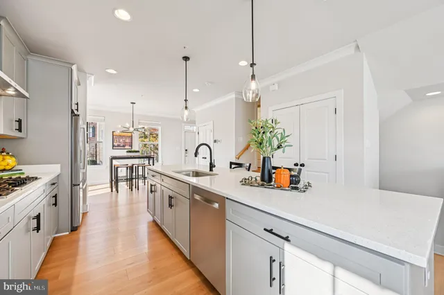 $685,000 | 13126 Clarksburg Square Road, Clarksburg, MD 20871