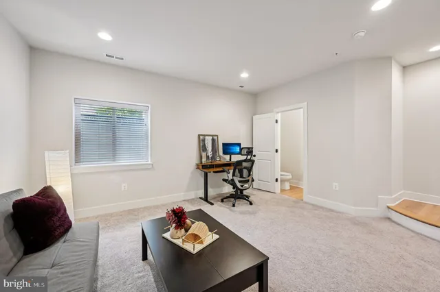 $685,000 | 13126 Clarksburg Square Road, Clarksburg, MD 20871