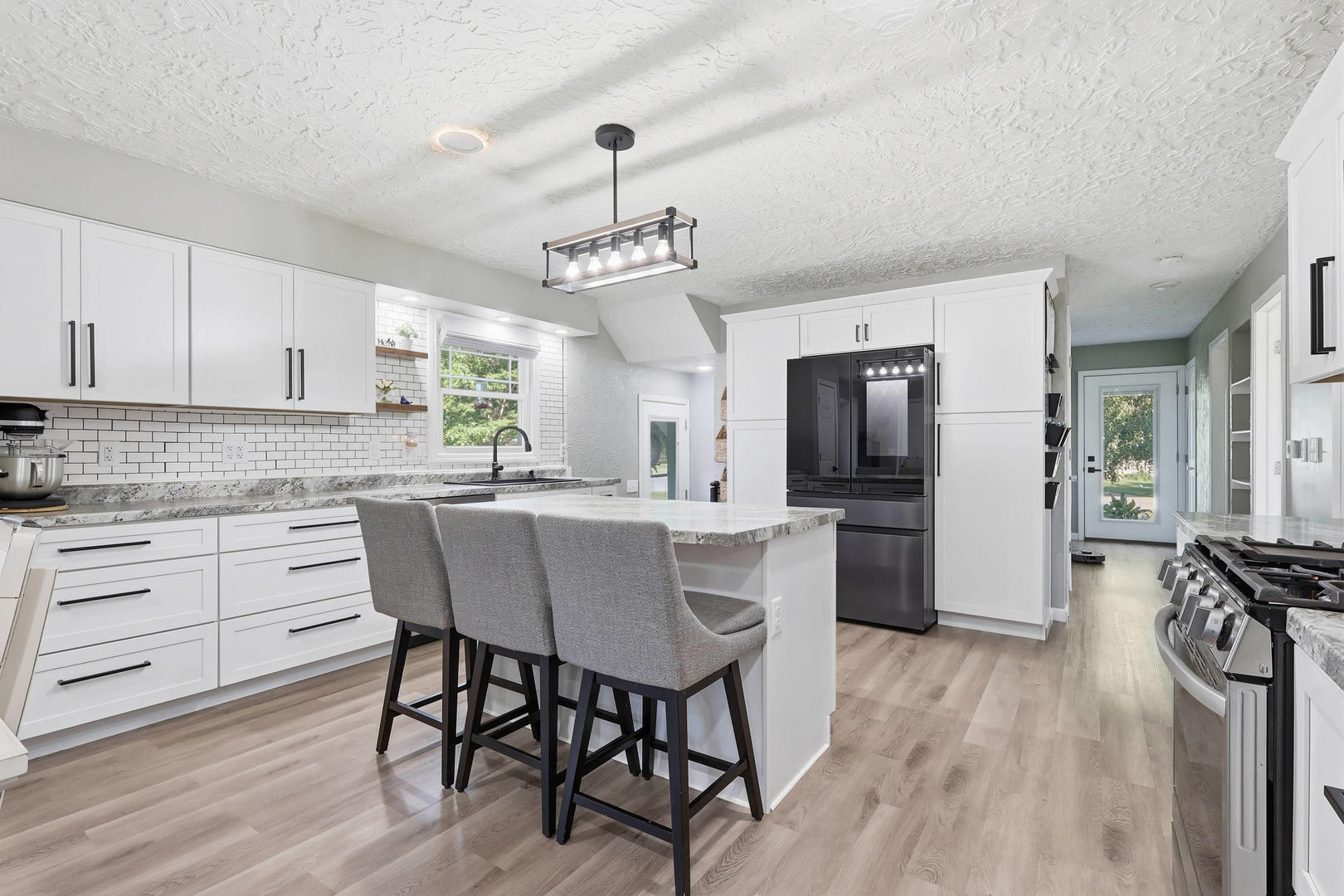 320 Valley Ridge Drive Blue Grass, IA 52726 - Photo 8 of 41