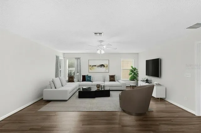 $575,000 | 1015 Seneca Falls Drive, Orlando, FL 32828