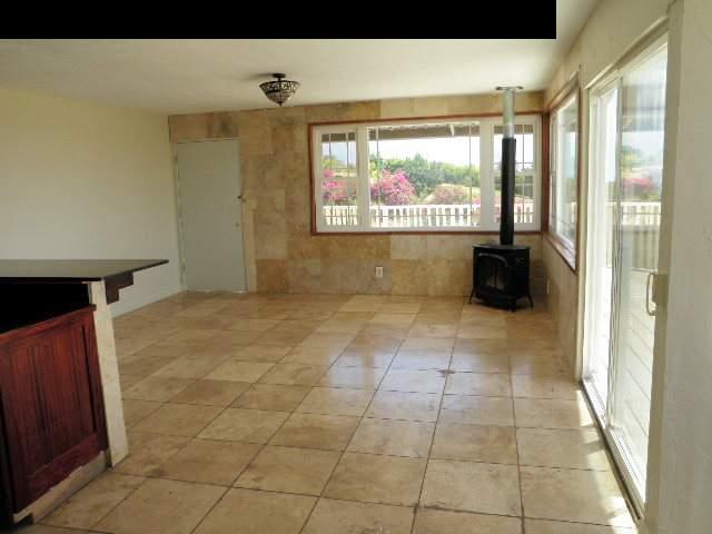 40 Pulehuiki Road Kula, HI 96790 - Photo 3 of 5 a view of an empty room with a window