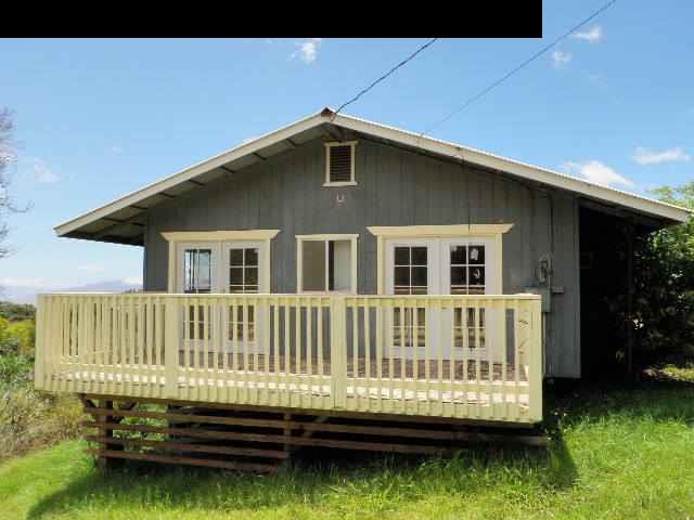 40 Pulehuiki Road Kula, HI 96790 - Photo 5 of 5 a view of a house with a wooden deck