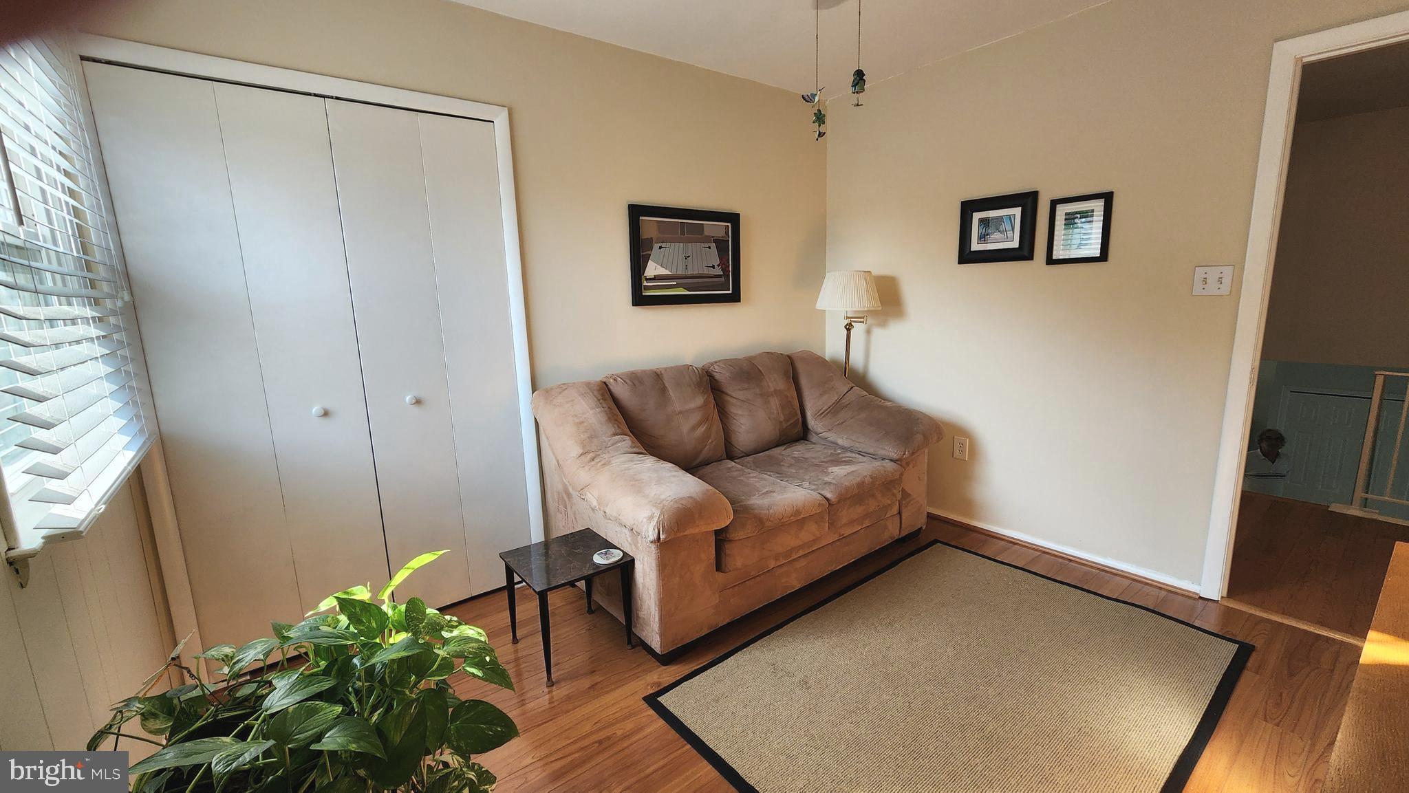 15204 Watergate Road Silver Spring, MD 20905 - Photo 23 of 58 4th bedroom