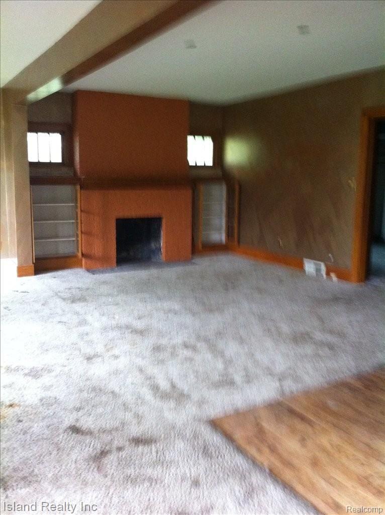 7918 Ferry Road Grosse Ile, MI 48138 - Photo 5 of 18 Living Room (3)