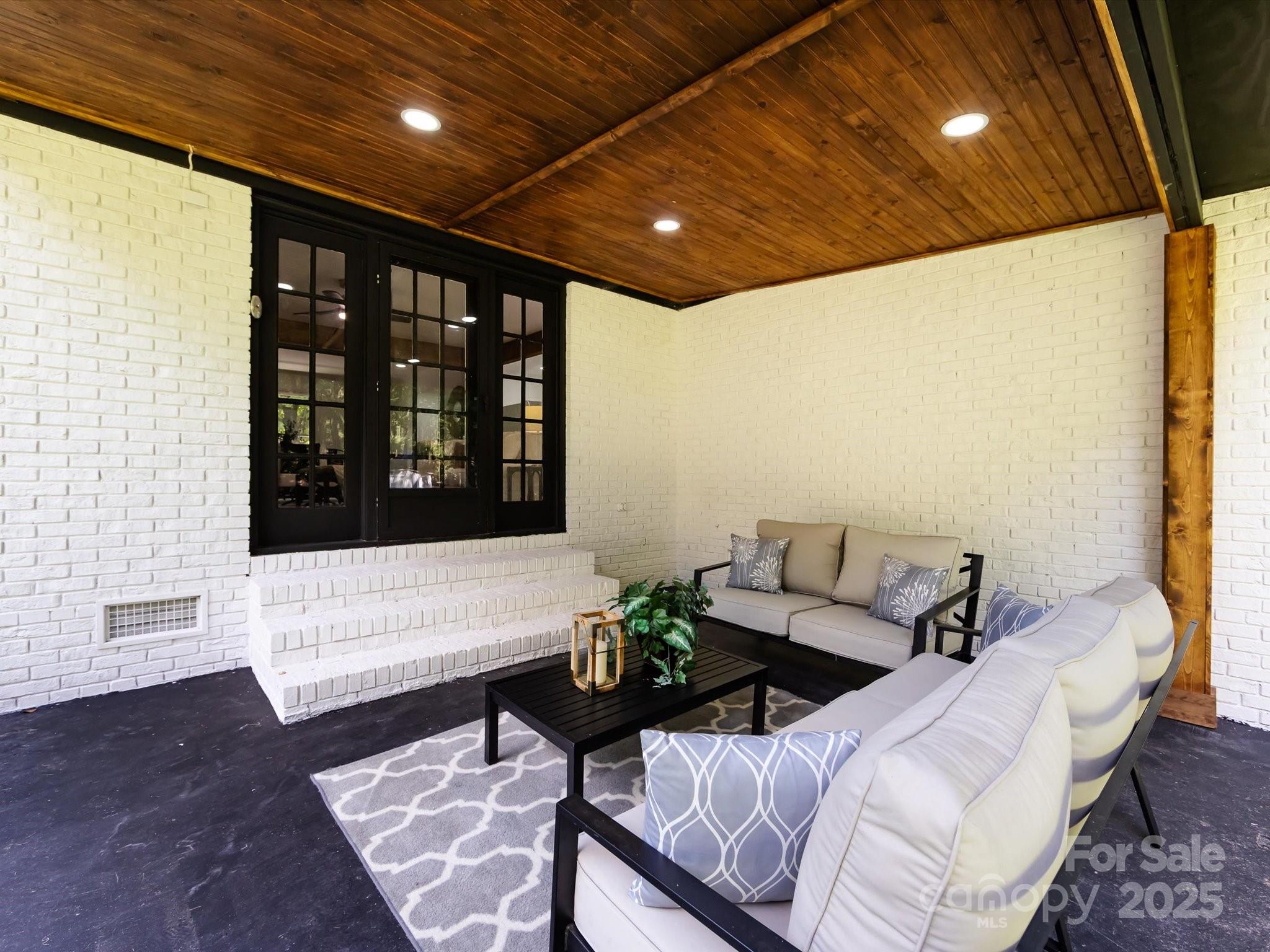 6017 Brace Road Charlotte, NC 28211 - Photo 45 of 47 a living room with furniture