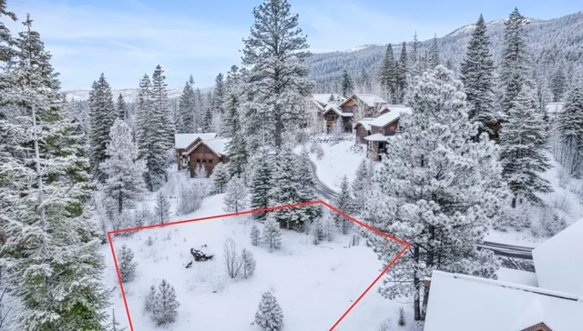 $379,900 | 54 Clearwater Court, Unit 26, Donnelly, ID 83615