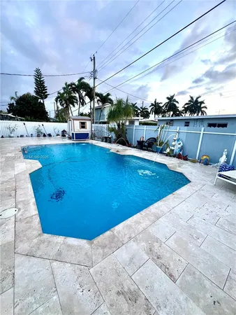$719,900 | 5100 Southwest 116th Avenue, Miami, FL 33165