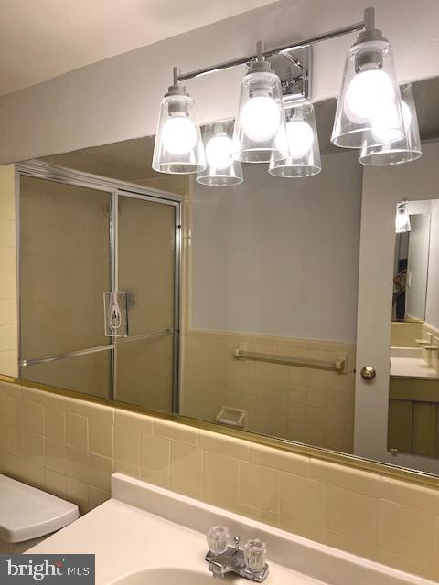 5101 River Road, Unit 601 Bethesda, MD 20816 - Photo 28 of 38 third full bath