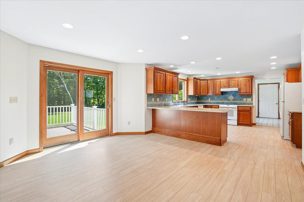 106 Gorham Pond Road Goffstown, NH 03045 - Photo 8 of 60