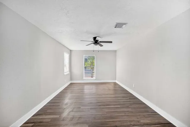 $249,999 | 6835 Laughlin Drive, Missouri City, TX 77489