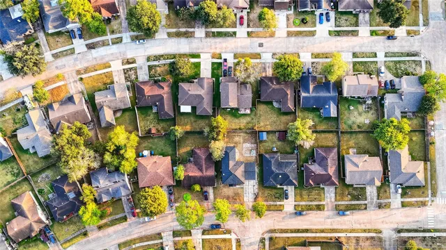 $249,999 | 6835 Laughlin Drive, Missouri City, TX 77489