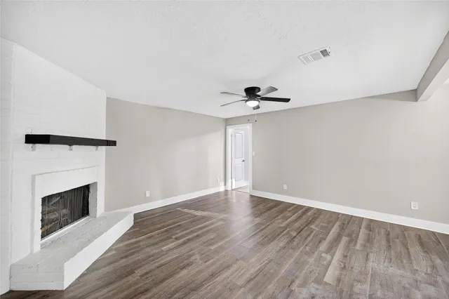 $249,999 | 6835 Laughlin Drive, Missouri City, TX 77489