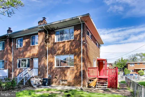 $299,000 | 637 Maury Avenue, Oxon Hill, MD 20745